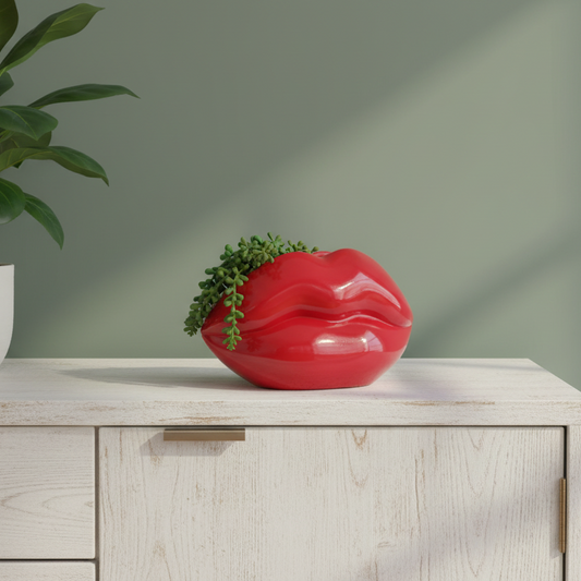 hot lips vase