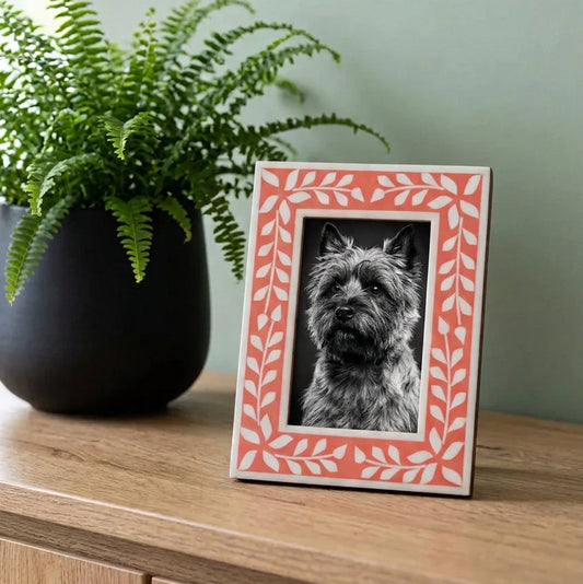 PinkandWhiteLeafPhotoFrame