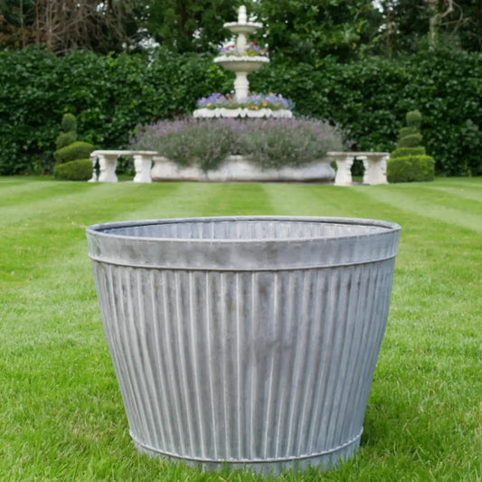 Rustic Distressed Fluted Planter 1