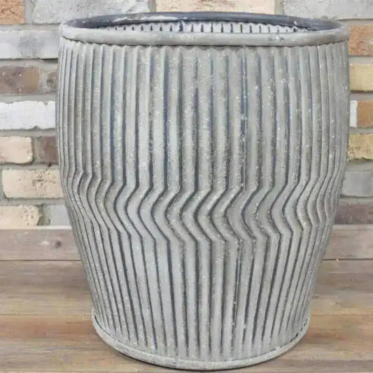 Large Rustic Ribbed Planter - The Farthing