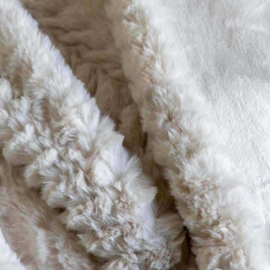 Super Soft Cream Faux Fur Throw - The Farthing