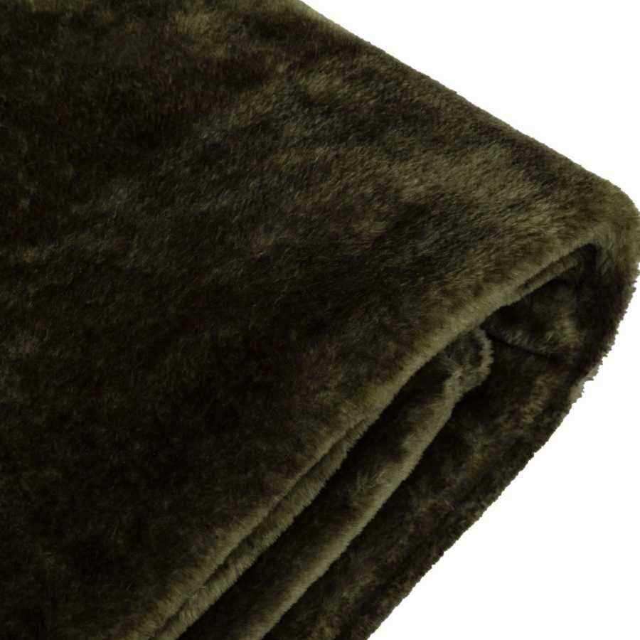 Super Soft Feel Throw in Green - The Farthing