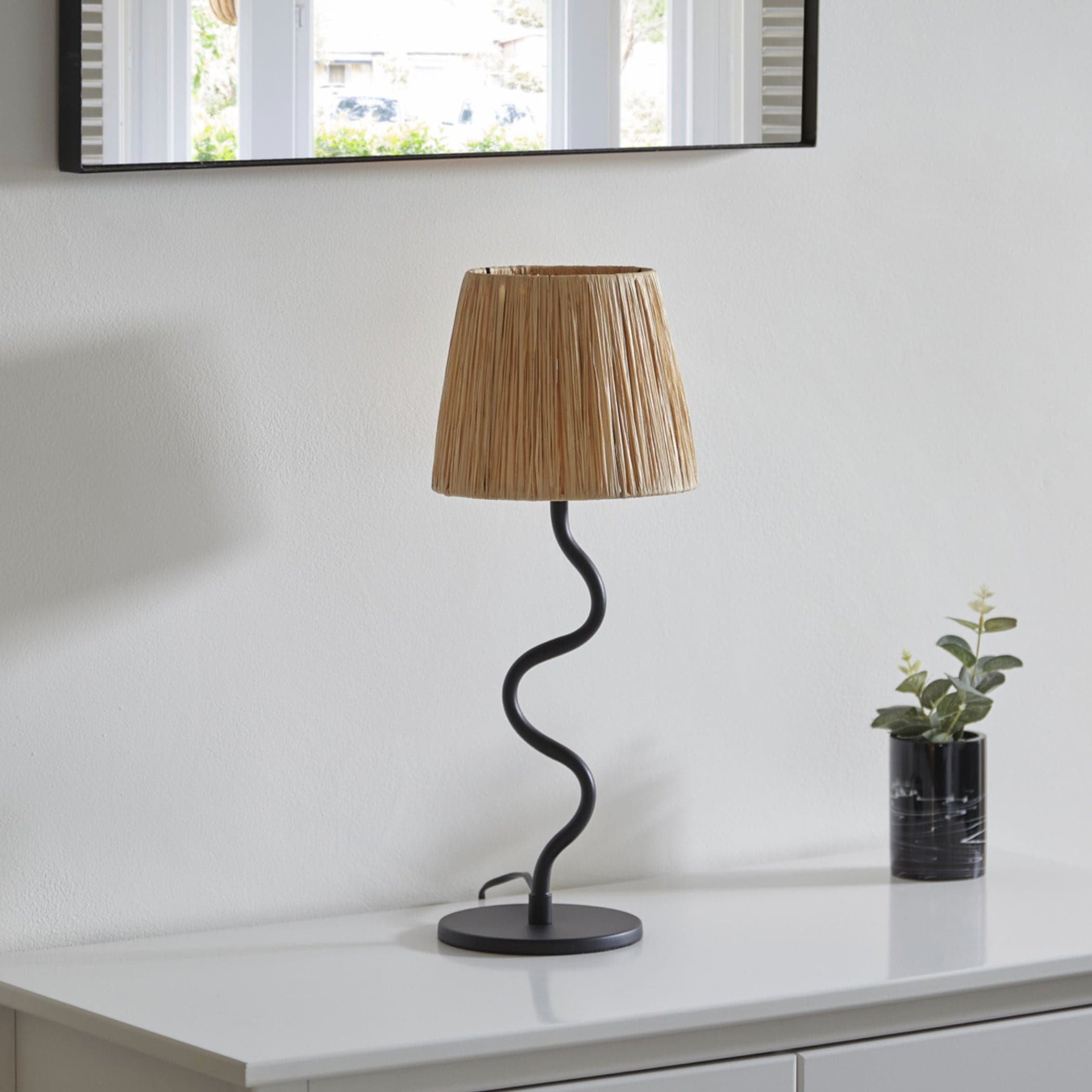 Black Slim Wiggle Table Lamp & Raffia Shade 3