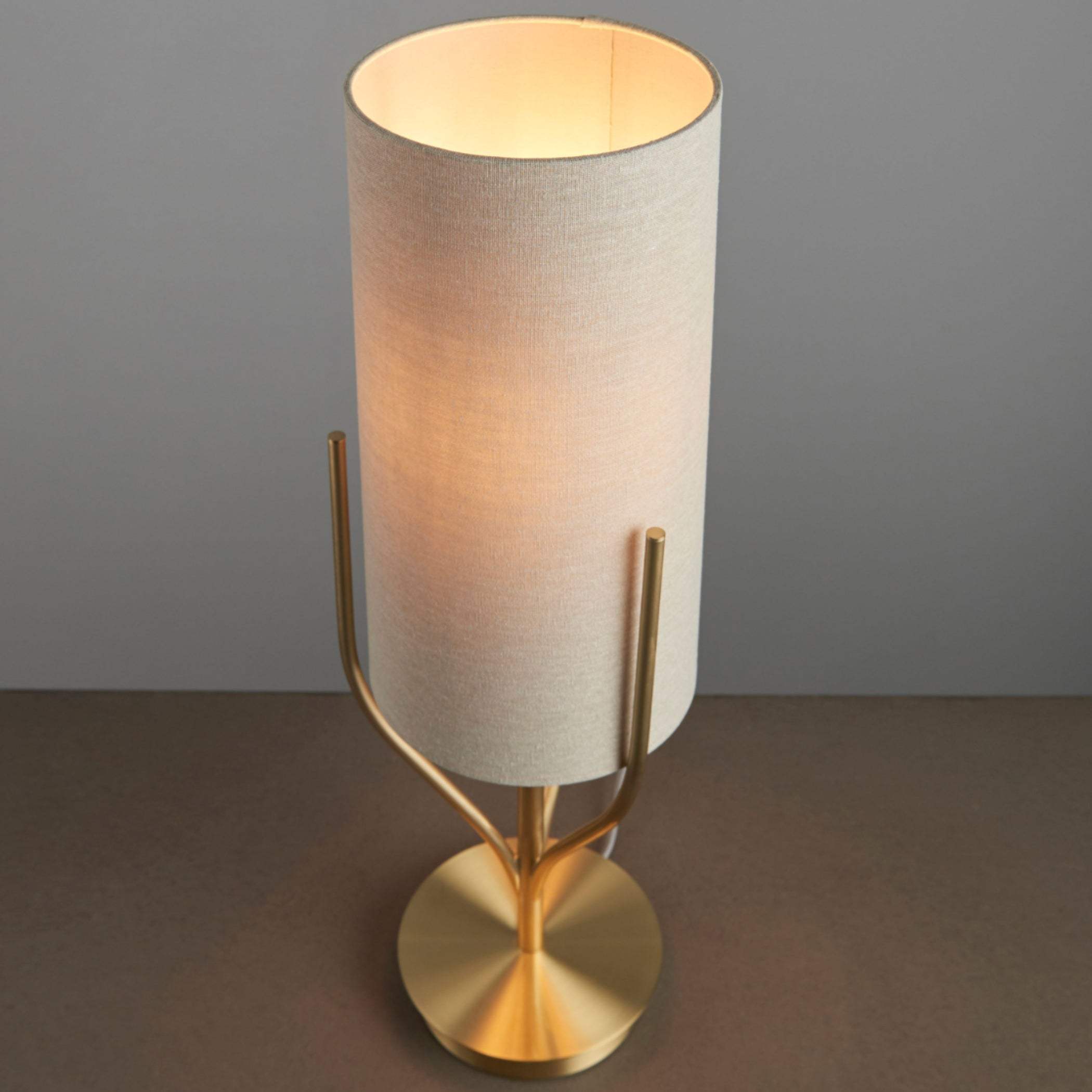 Gold cylinder outlet lamp