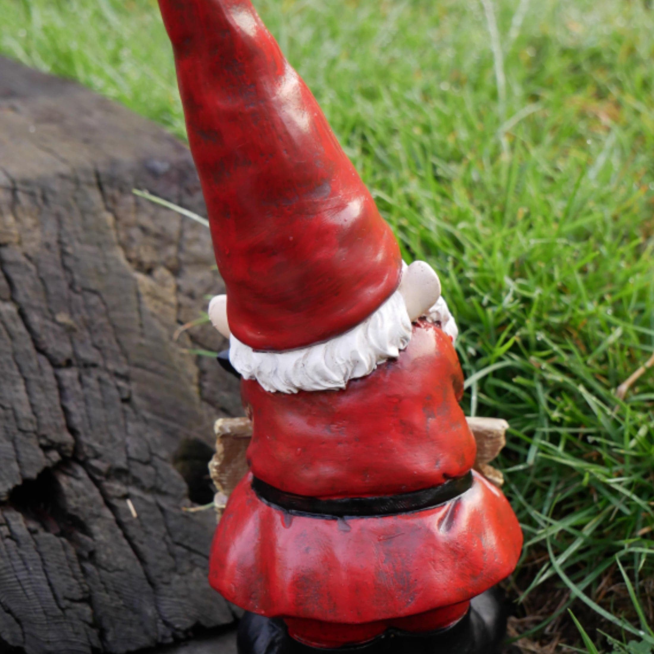 Garden Gnome Leave Ornament 1