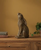 Golden_Poised_Hare_Ornament