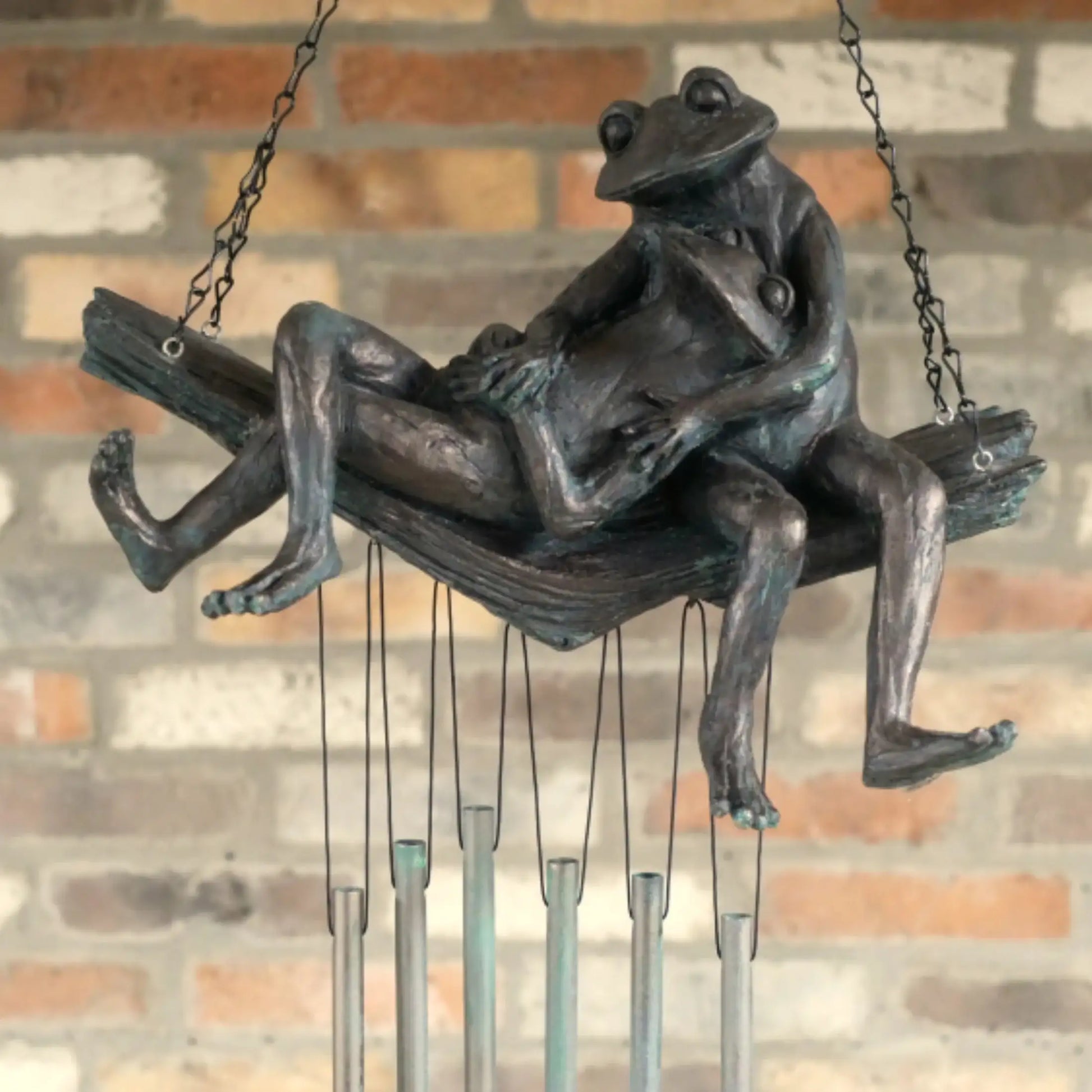 Hanging Cuddle Frogs Wind Chime