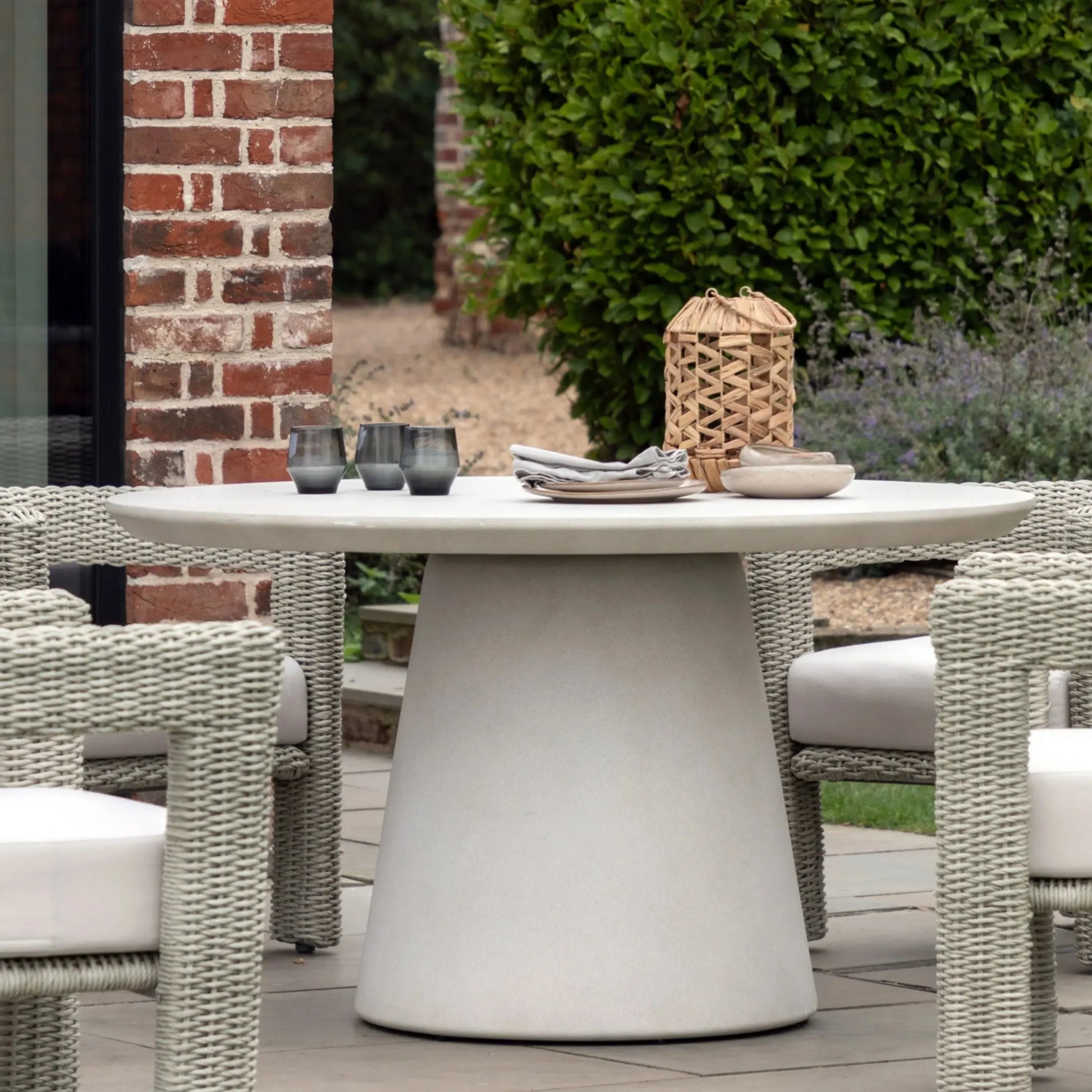 Large Round GRC Pedestal Outdoor Dining Table