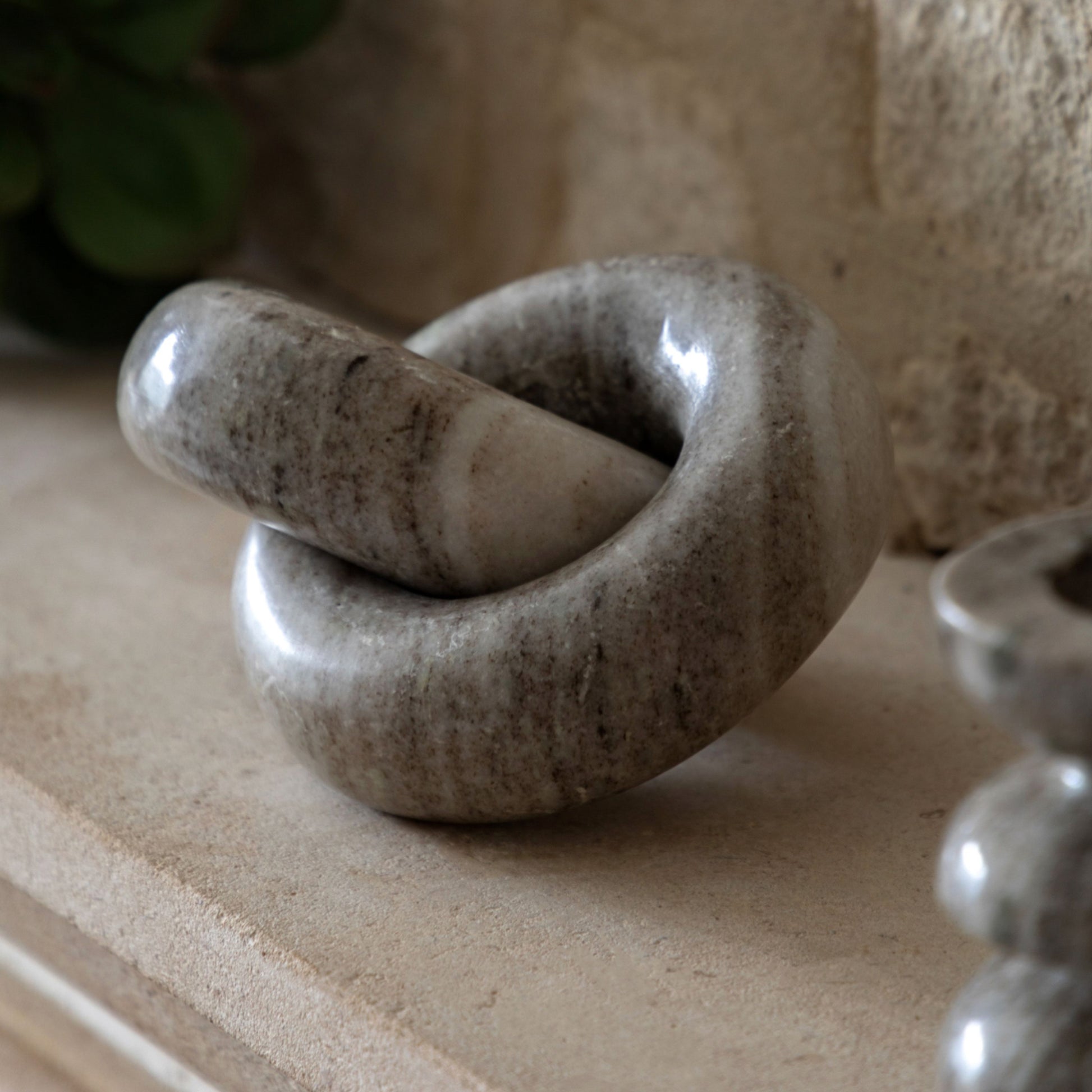 Marble Unity Interlocking Ornament 3