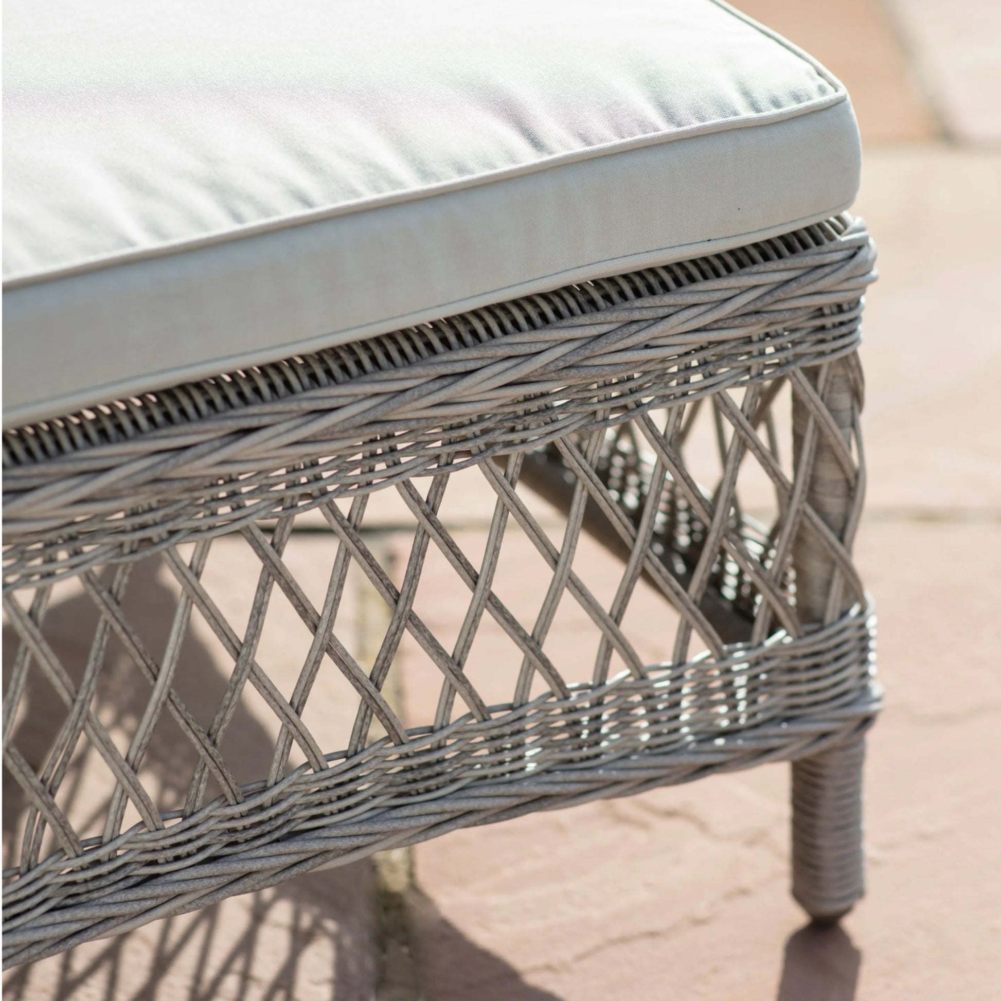 Outdoor Faux Rattan Sun Longer FARTHING