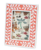 PinkandWhiteLeafPhotoFrame 4