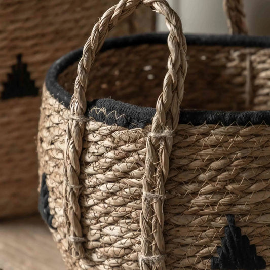 Set of 3 Black Triangular Design Seagrass Baskets