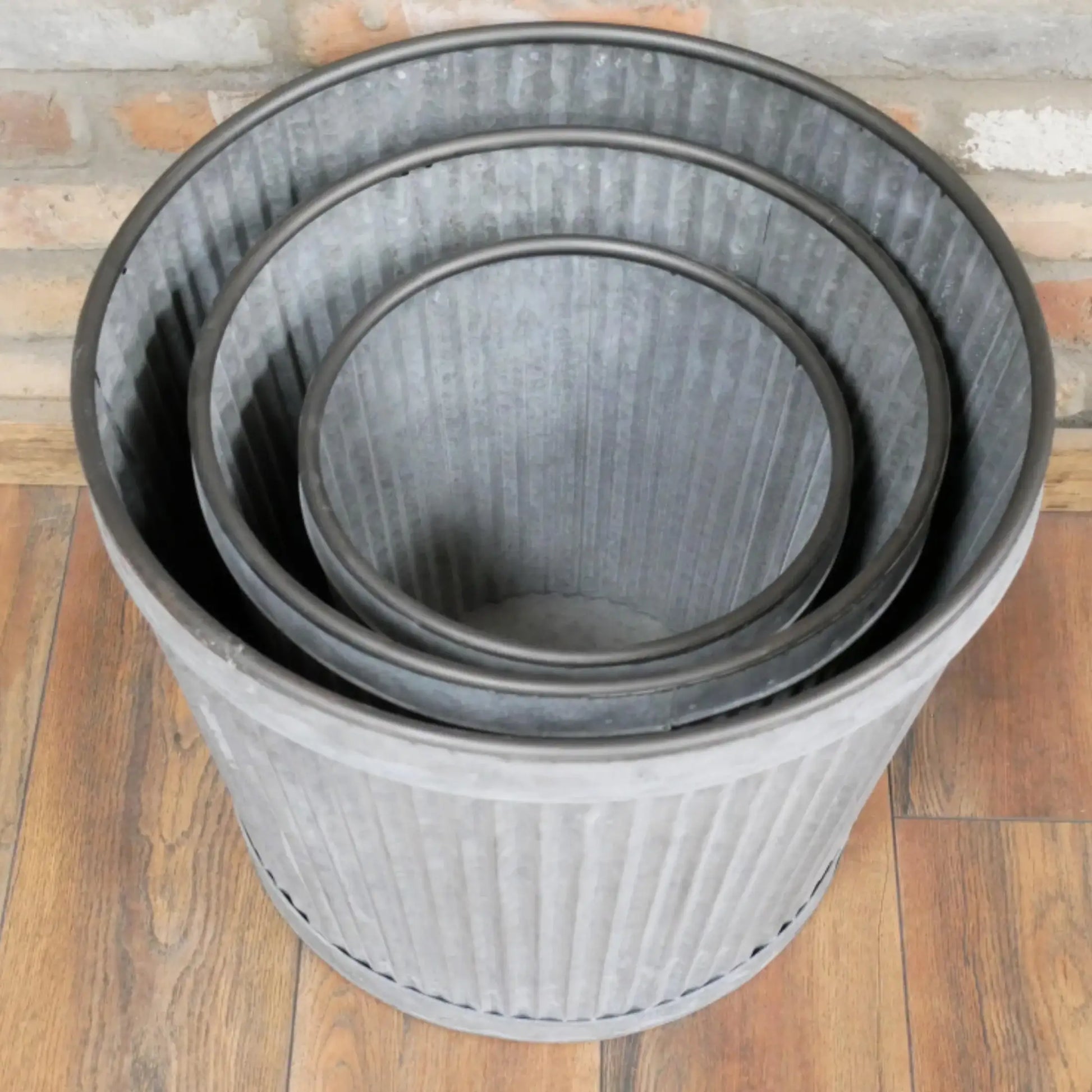 Set of 3 Distressed Metal Fluted Planters