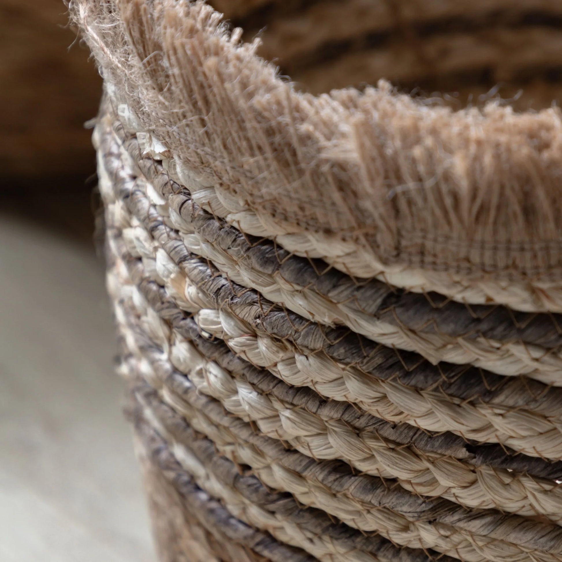 Set of 3 Fringed Brown Woven Storage Baskets 1