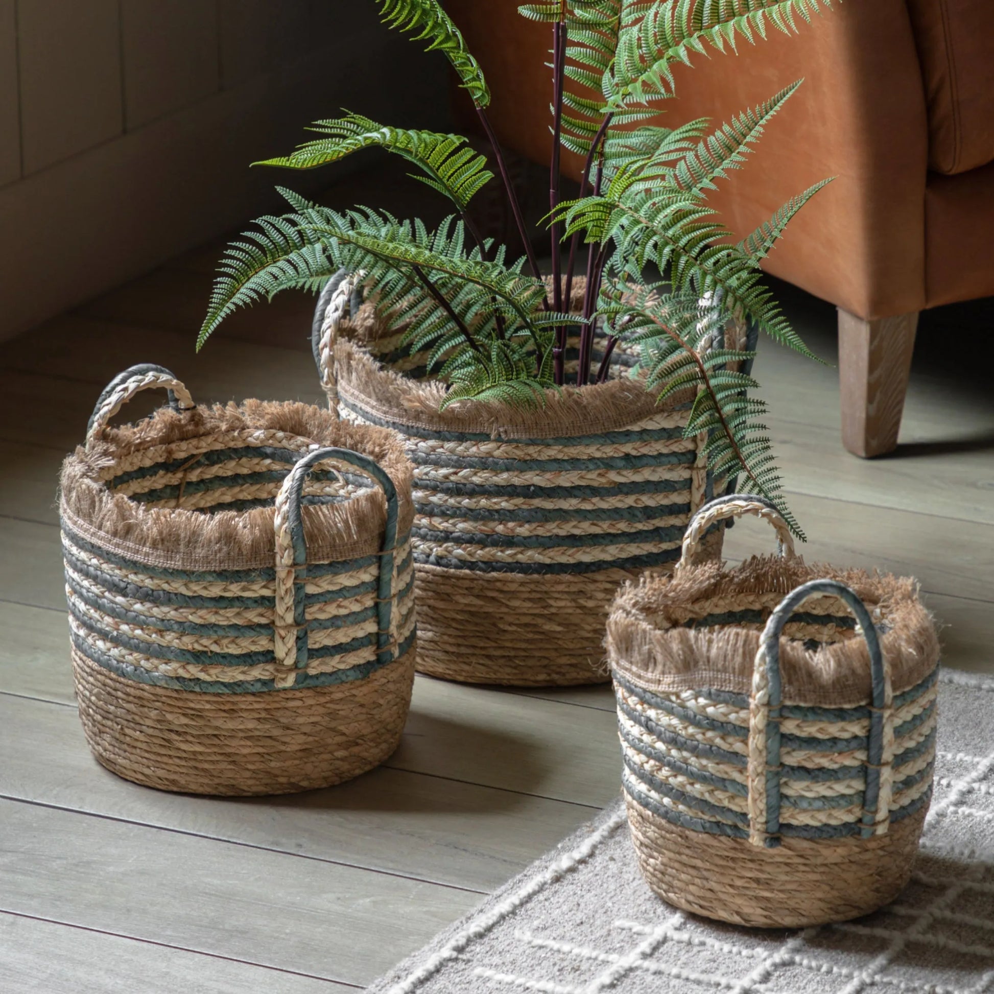 Set of 3 Fringed Woven Storage Baskets 3