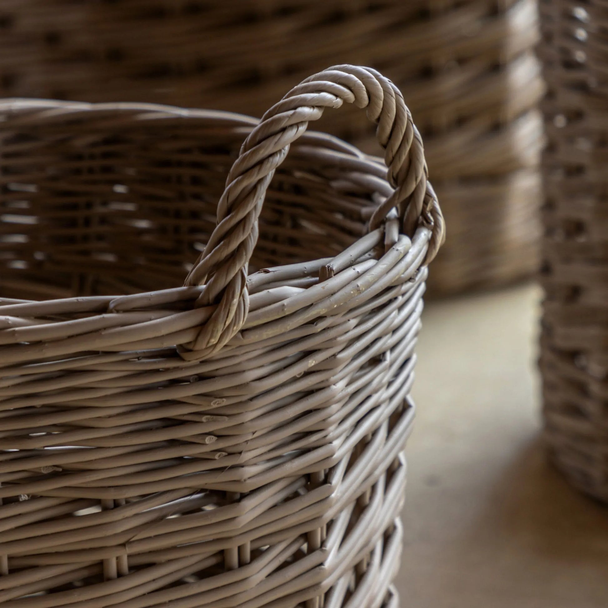 Set of 3 Hand Woven Willow Storage Baskets 33