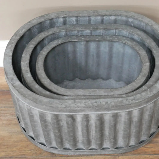Set of 3 Oval Metal Ribbed Dolly Planters 44