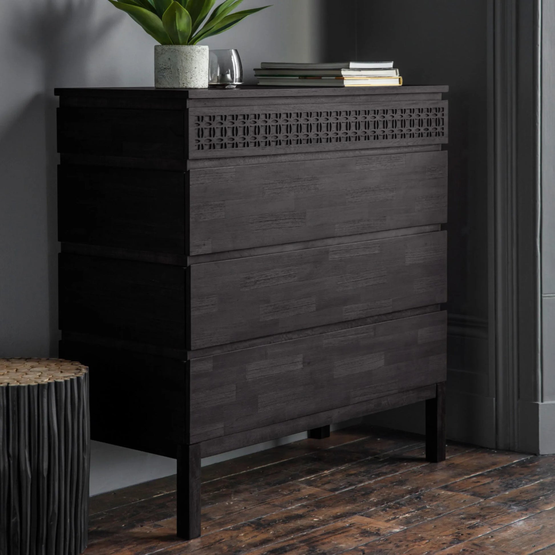 Stylish Black 4 Drawer Chest of Drawers