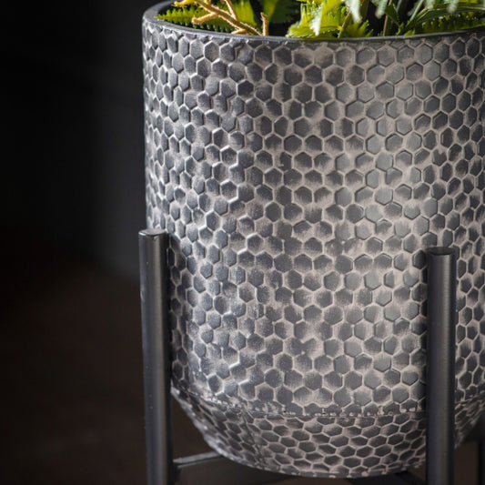 Textured Honeycomb Raised Metal Plant Pot 1