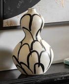 Black & Cream Curvaceous Vase - The Farthing