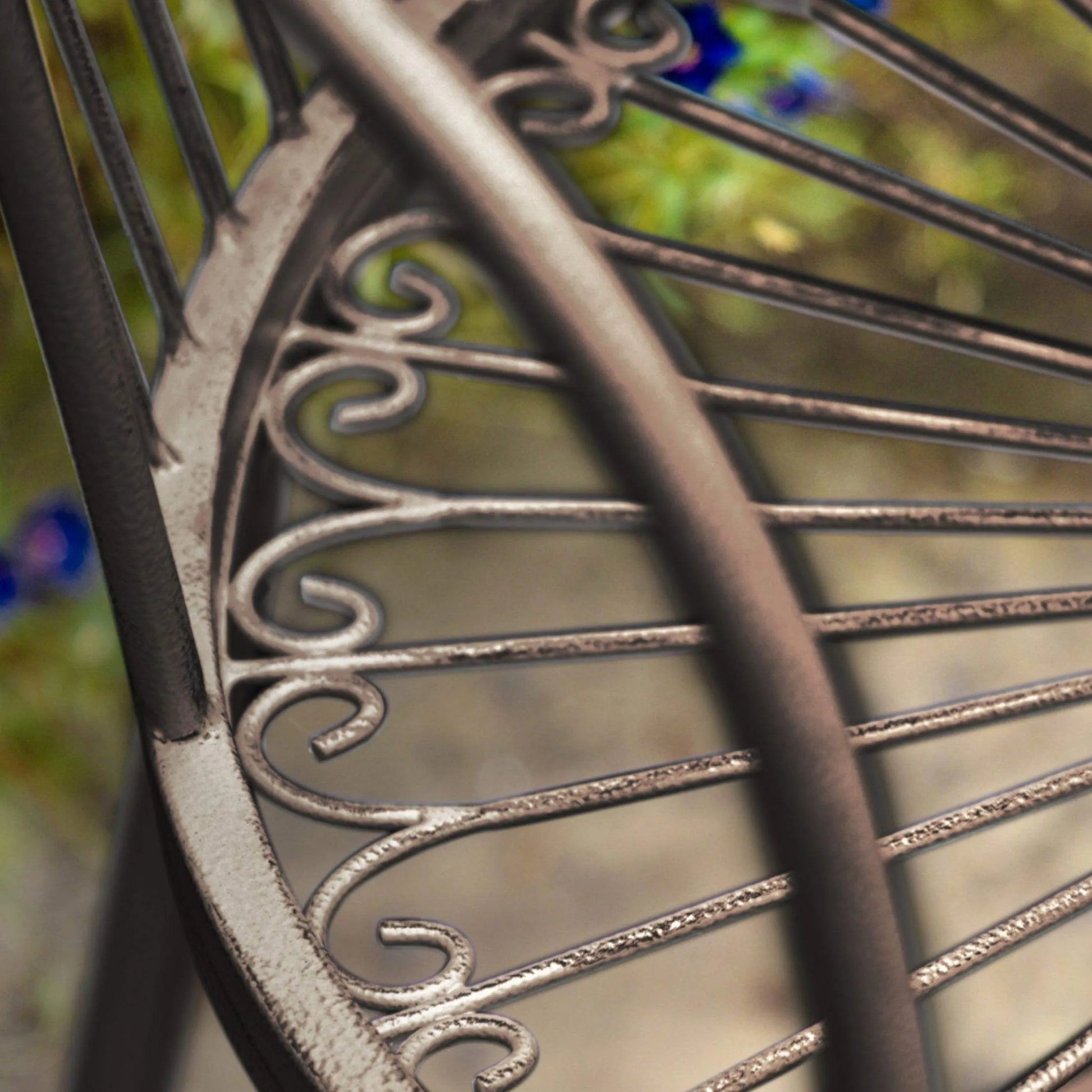 Dark Distressed Traditional Metal 2 Seater Bistro Set - The Farthing