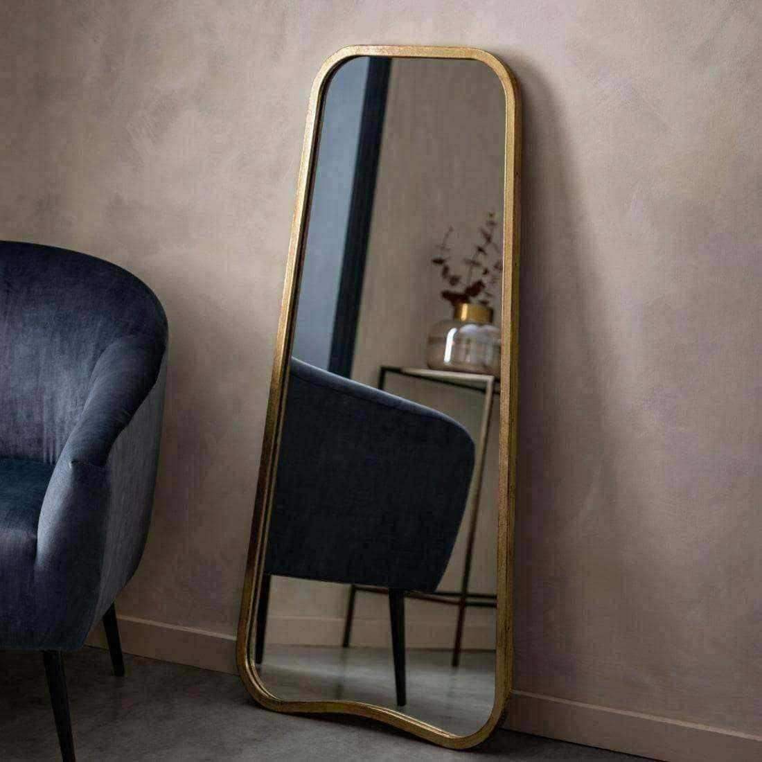 Gold Flowing Curved Corner Mirror - The Farthing