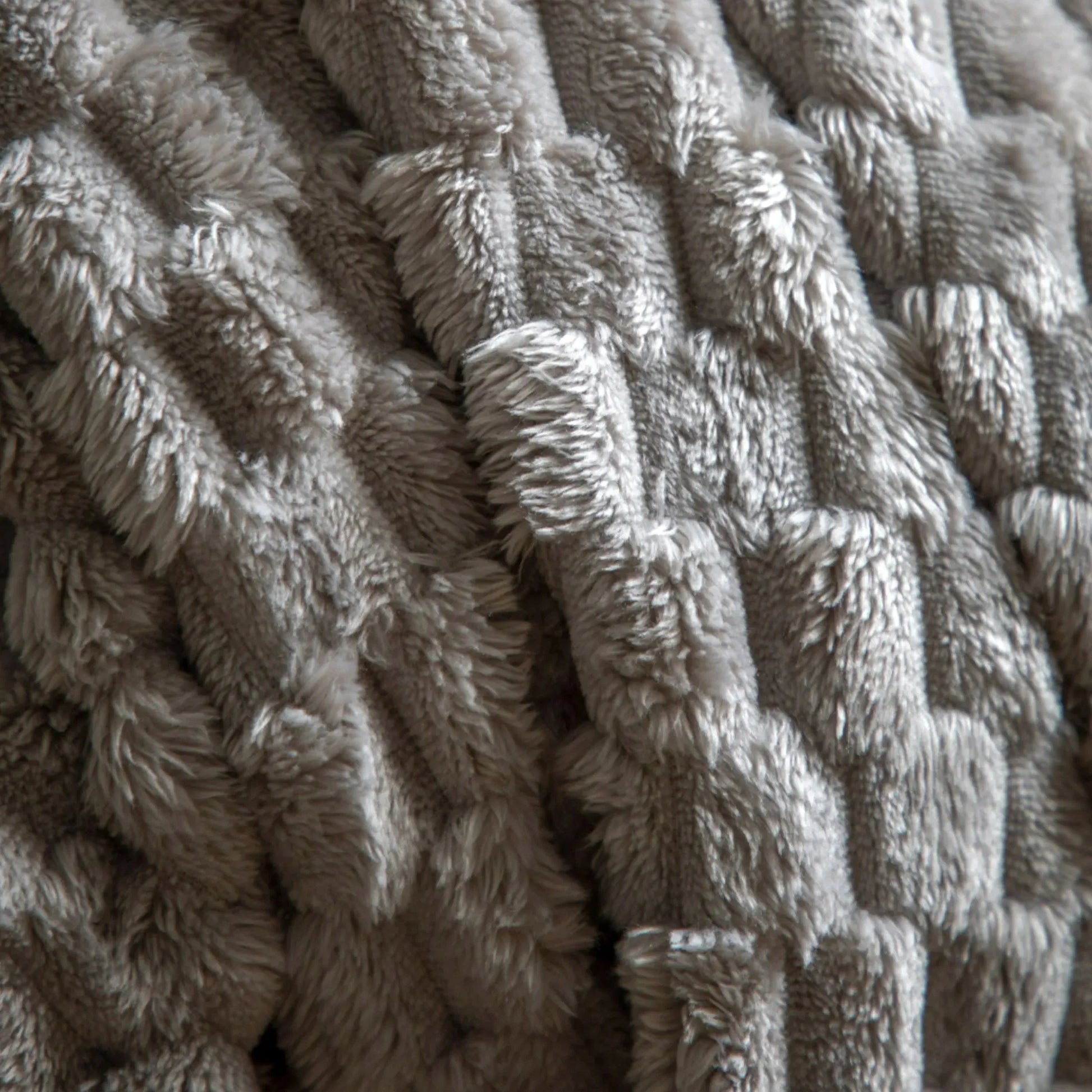 Grey Jacquard Velvet Knitted Throw - The Farthing