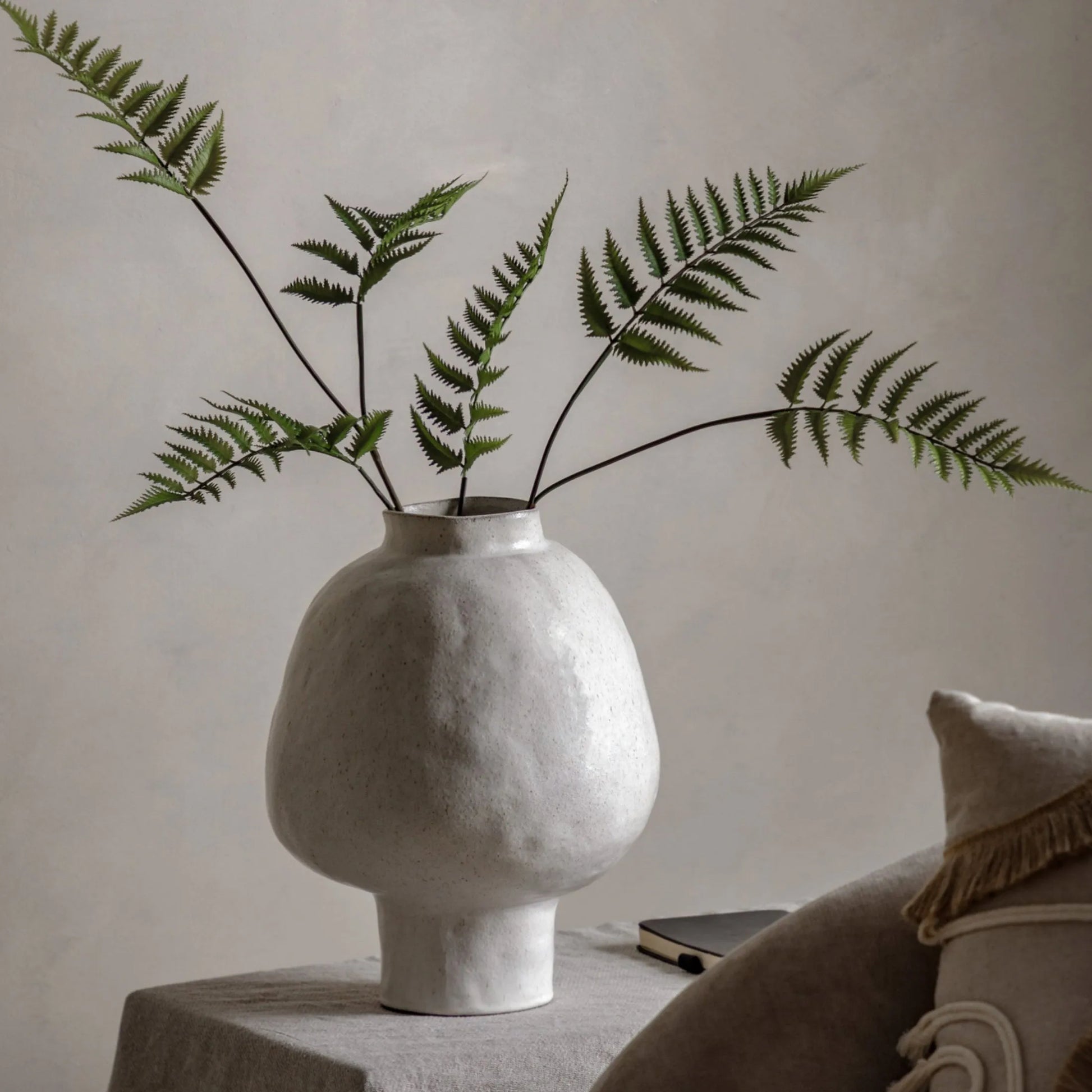 Large Organic Shape Pod Vase - The Farthing