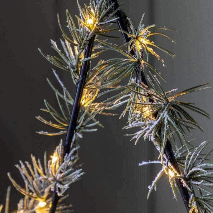 Light Up LED Festive Star on Pine Base - The Farthing