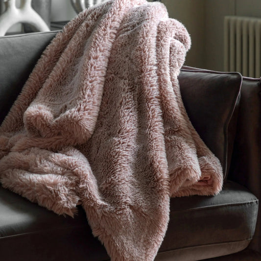 Luxurious Mauve Faux Fur Throw - The Farthing