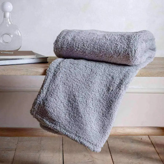 Silver Grey Fleece Throw - The Farthing