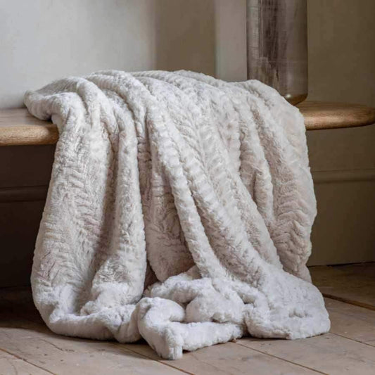 Super Soft Cream Faux Fur Throw - The Farthing