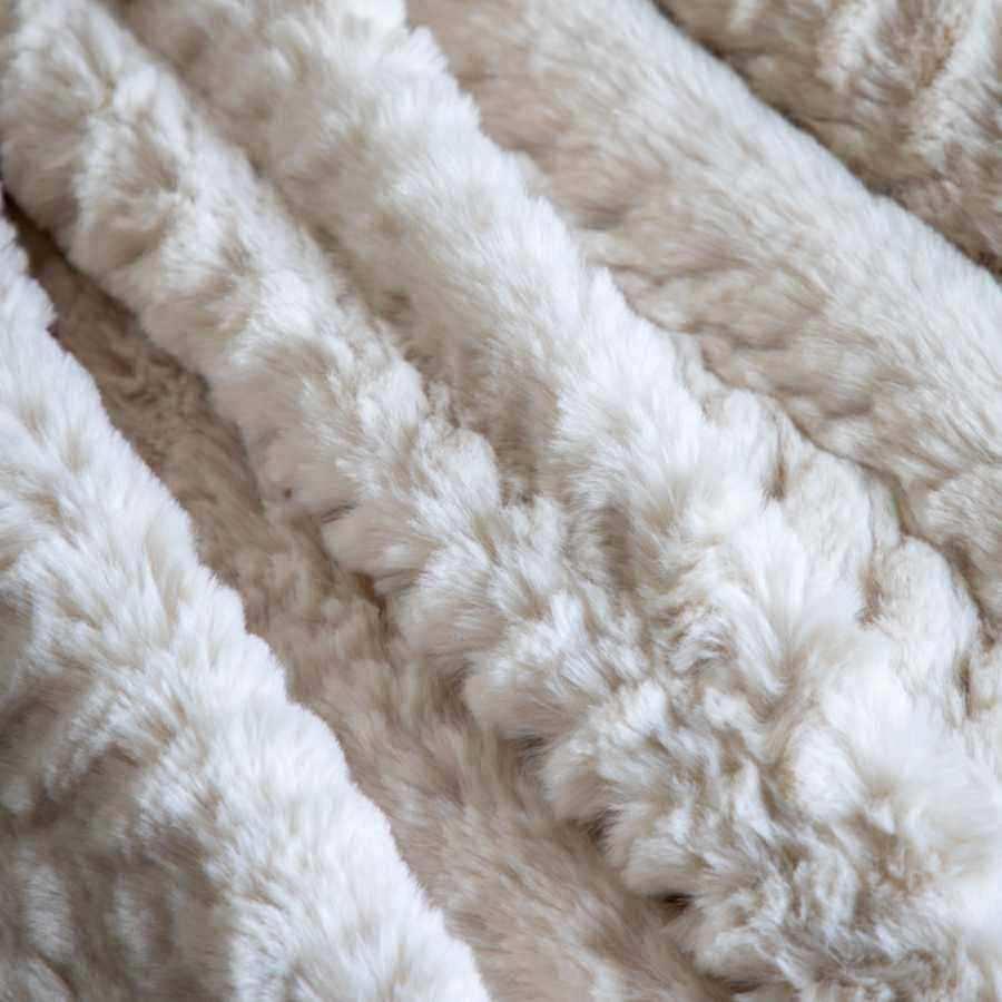 Super Soft Cream Faux Fur Throw - The Farthing