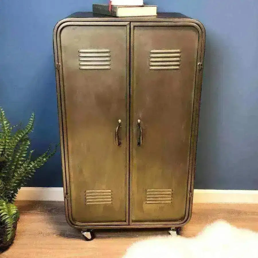 Metal Locker on wheels