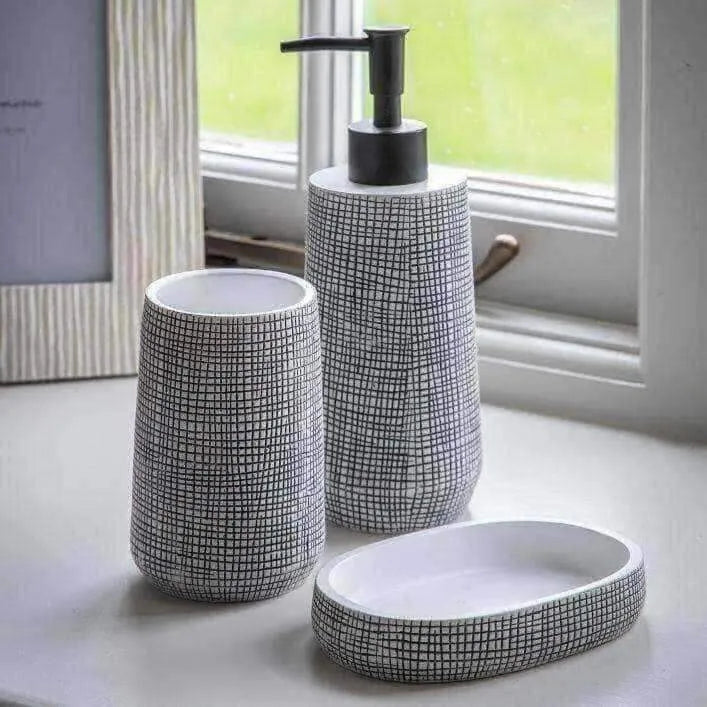 monochrome Effect Bathroom Set of three pieces - The Farthing