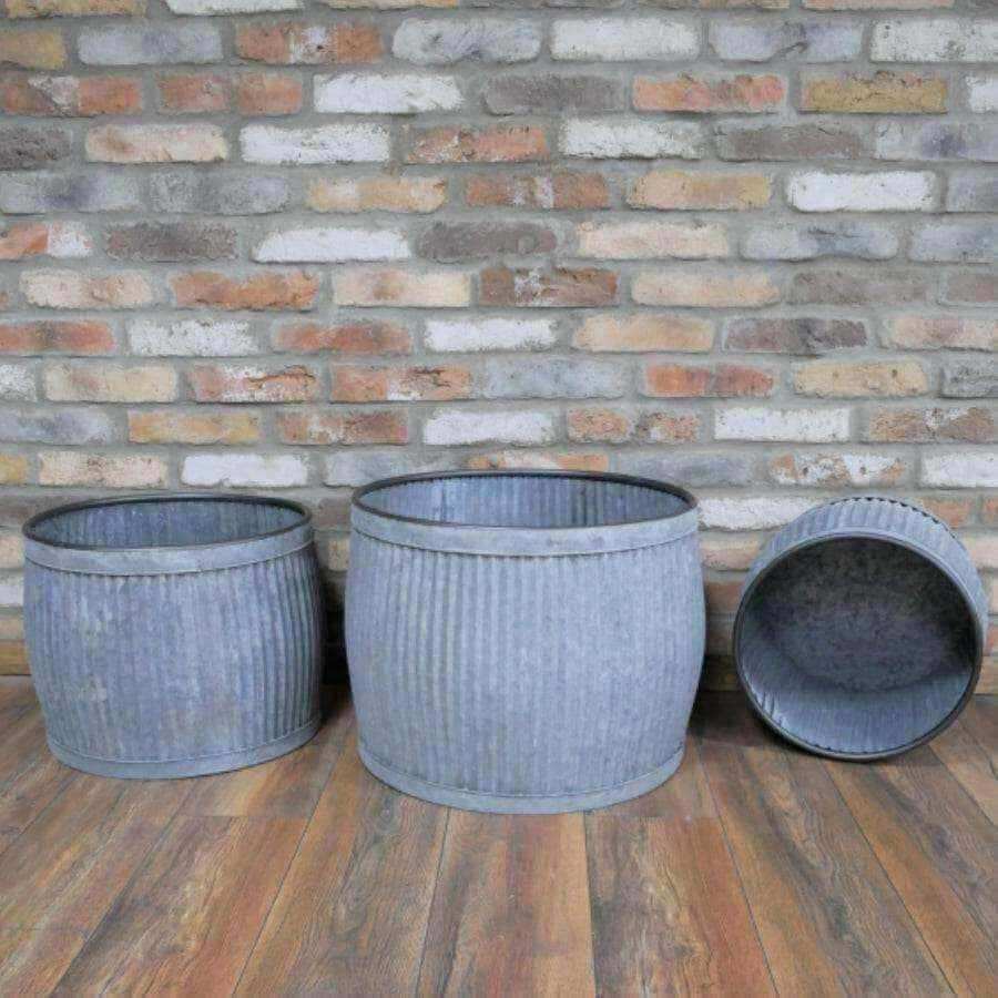 Rustic Distressed Wider Fluted Planter Set - 3 Tubs - The Farthing
